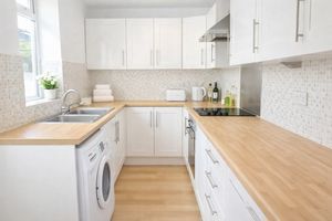 Photo 11- click for photo gallery